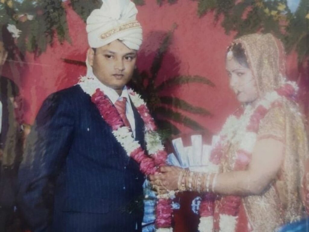 મારપીટ, ગાળો અને બેફામ ટોર્ચર
