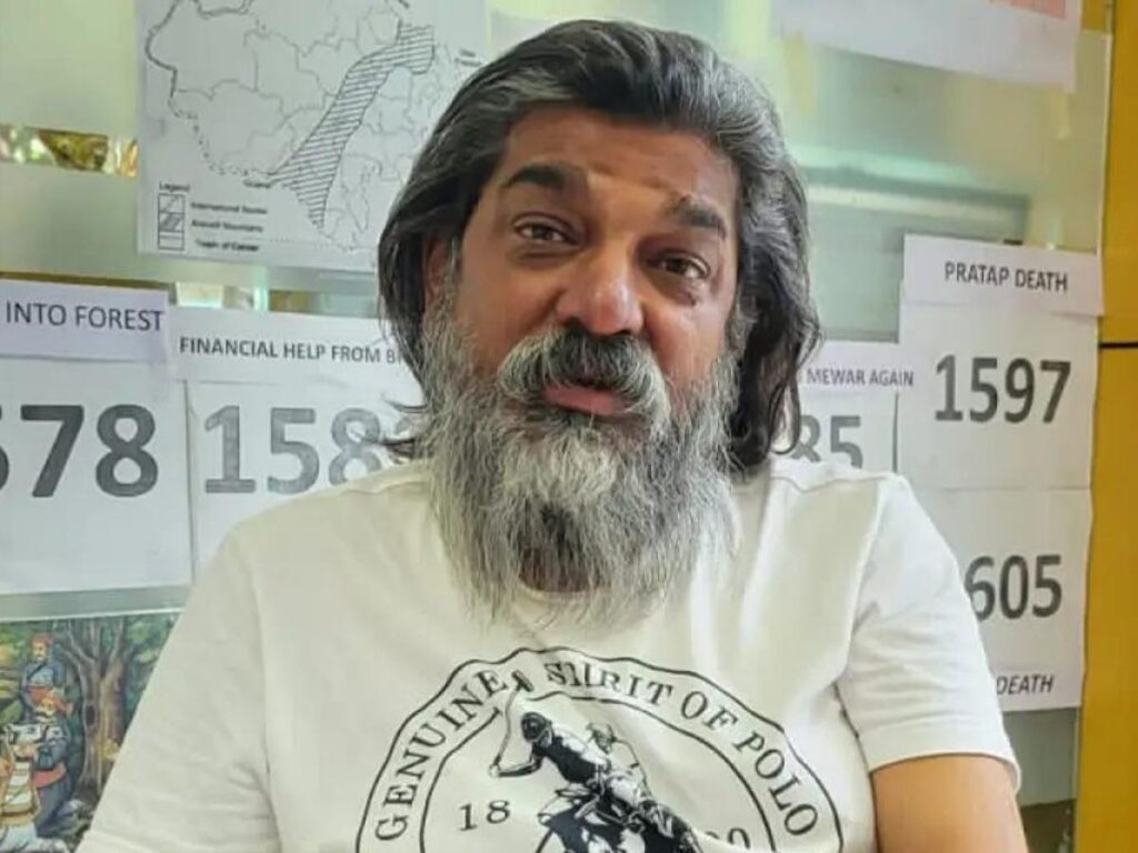 માનવતા દેખાડવા બધા પોચી જાય છે 