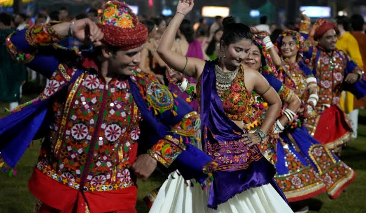 Union Minister Ramdas Athawale Statement On Garba Row
